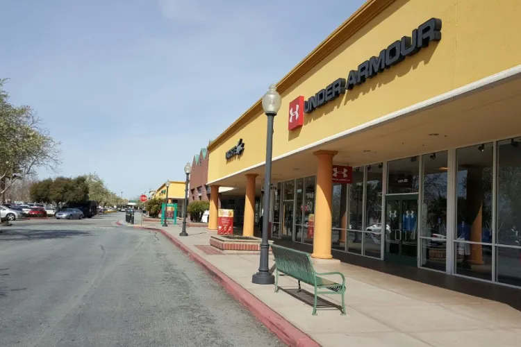 Gilroy Premium Outlets travel guidebook –must visit attractions in San  Francisco – Gilroy Premium Outlets nearby recommendation – 