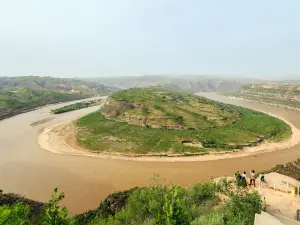Qiankun Bay