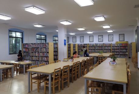 Dongyangshi Library (hengdianfenguan)