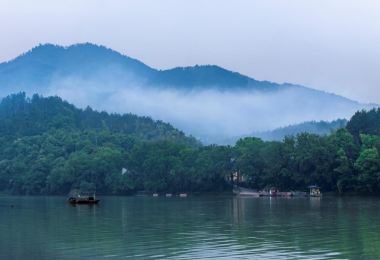 Guyan Huaxiang Scenic Area 명소 인기 사진