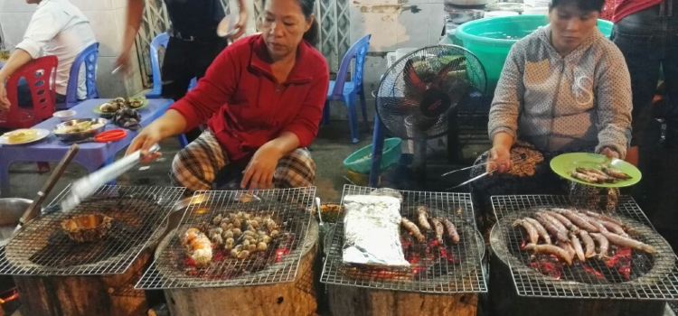 Quan Oc Dong Xuan Reviews Food Drinks In Khanh Hoa Nha Trang Trip Com