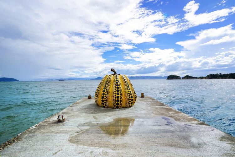 高松 直島 評判 案内 トリップドットコム