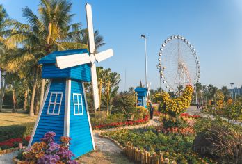 Zhanjiang Seaside Amusement Park Popular Attractions Photos