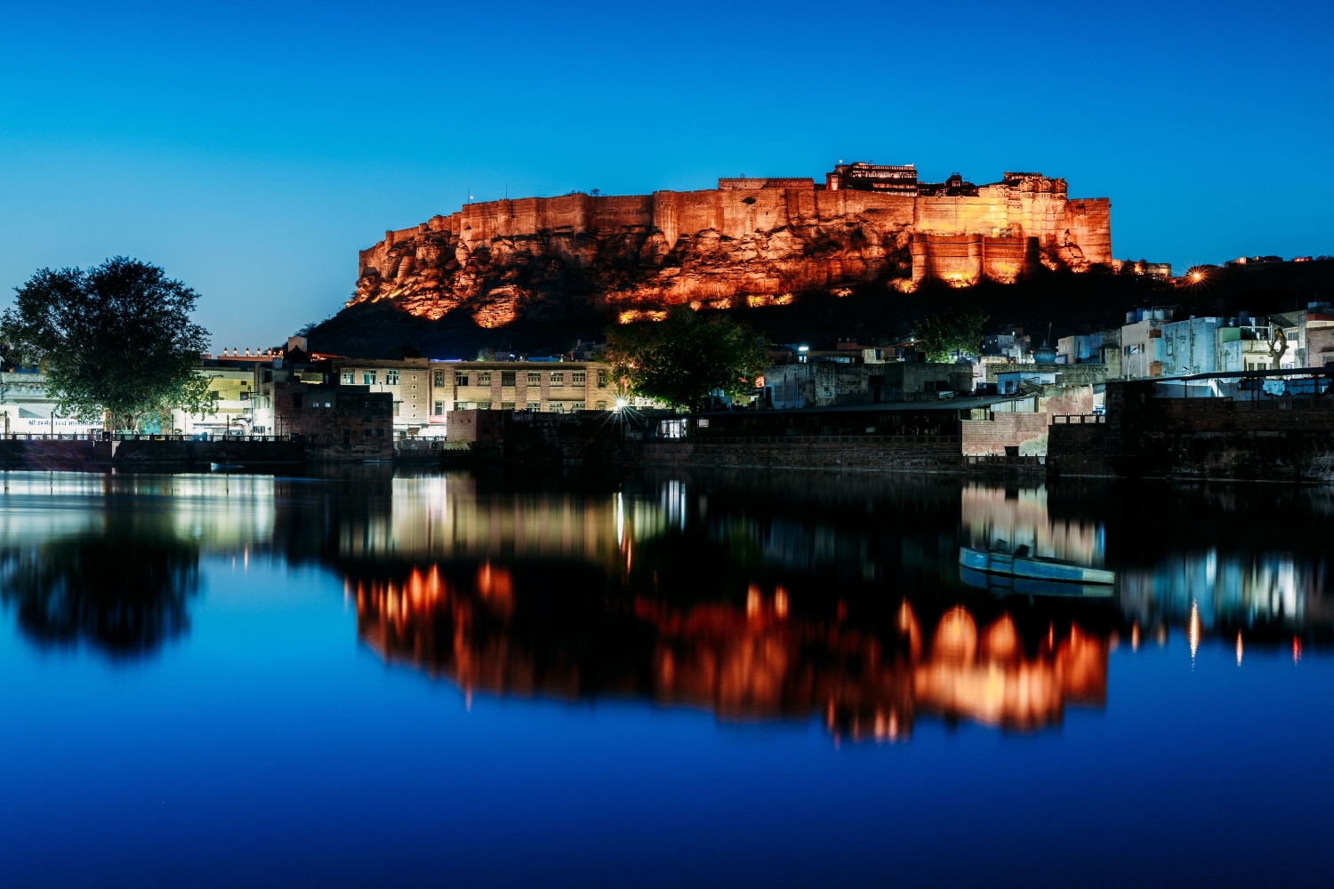 メヘラーンガル砦のレビュー メヘラーンガル砦のチケット メヘラーンガル砦の割引 メヘラーンガル砦の交通機関 所在地 営業時間 メヘラーンガル砦周辺の観光スポット ホテル グルメ Trip Com メヘラーンガル砦のレビュー メヘラーンガル砦のチケット メヘラーンガル砦の割引 メヘラーンガル砦の交通機関 所在地 営業時間 メヘラーンガル砦周辺の観光スポット ホテル グルメ Trip Com