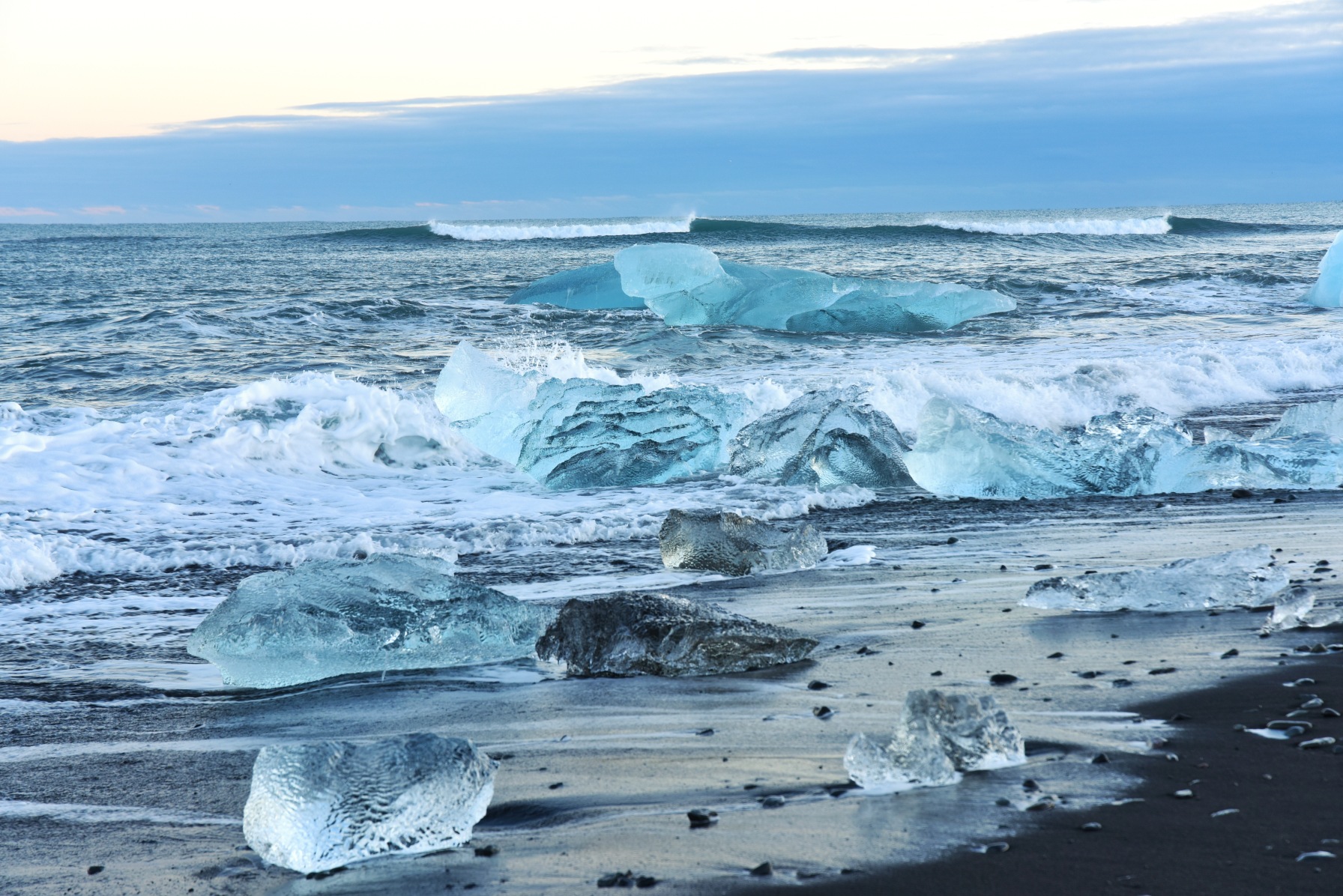 ヨークルスアゥルロゥンのレビュー ヨークルスアゥルロゥンのチケット ヨークルスアゥルロゥンの割引 ヨークルスアゥルロゥンの交通機関 所在地 営業時間 ヨークルスアゥルロゥン周辺の観光スポット ホテル グルメ Trip Com