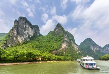 Li River Cruise Popular Attractions Photos
