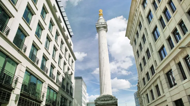 ロンドン ロンドン大火記念塔 評判 案内 トリップドットコム