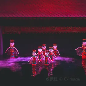 탕롱 수상인형극장