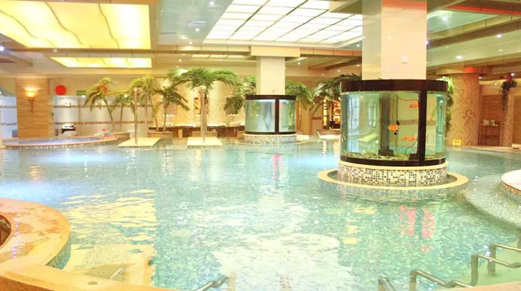 成都 何日君温泉スパ ゲイ家橋店 評判 案内 トリップドットコム