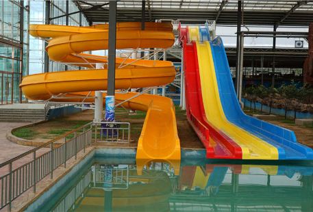 Pingchang Water Amusement Park