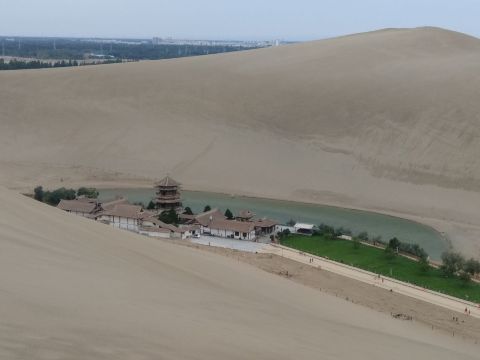22年敦煌の人気観光スポット 敦煌の旅行ガイド 敦煌のおすすめ観光スポットのチケット ホテル 楽しみ方 グルメ レストラン Trip Com