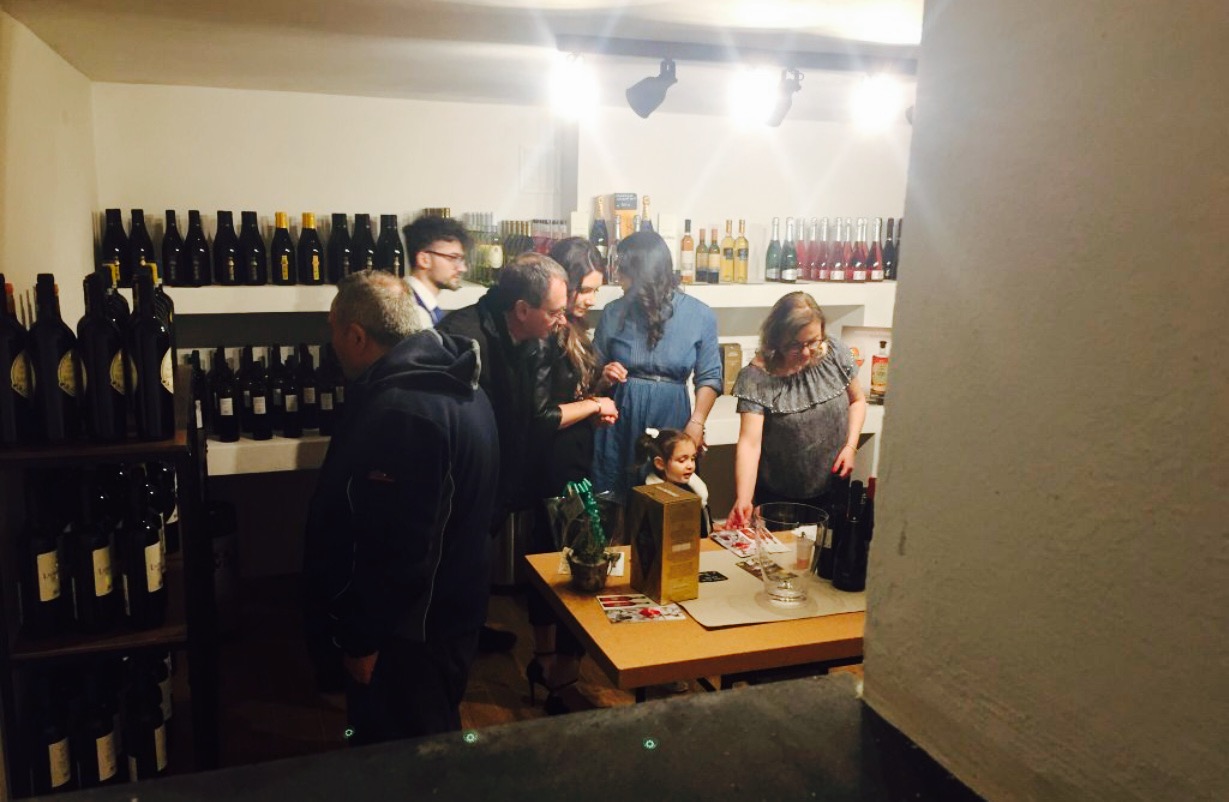 Sequestrato Noto Bar Di Giugliano Denunciati I Titolari Cronaca Caserta