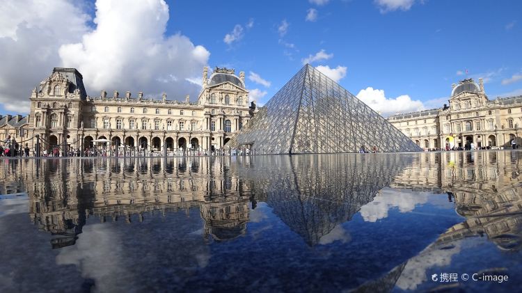 Louvre Museum: Photos, Map & Reviews [2024]