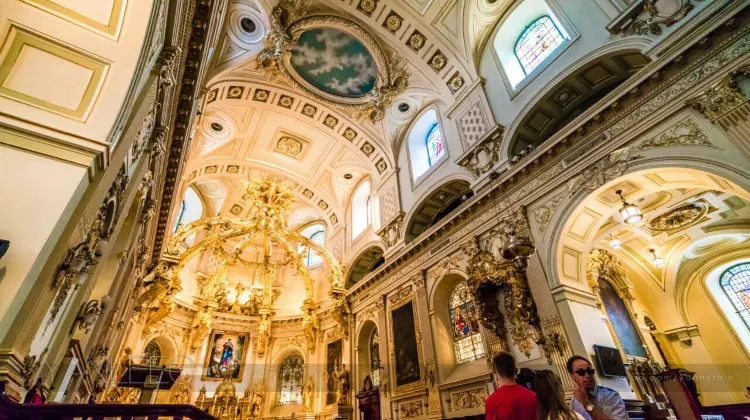 魁北克聖母大教堂旅遊攻略指南 魁北克聖母大教堂評價 魁北克聖母大教堂附近推薦 Trip Com