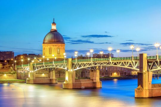 トゥールーズ ガロンヌ川 評判 案内 トリップドットコム