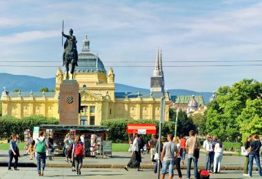 King Tomislav Square (Tomislav trg) Popular Attractions Photos