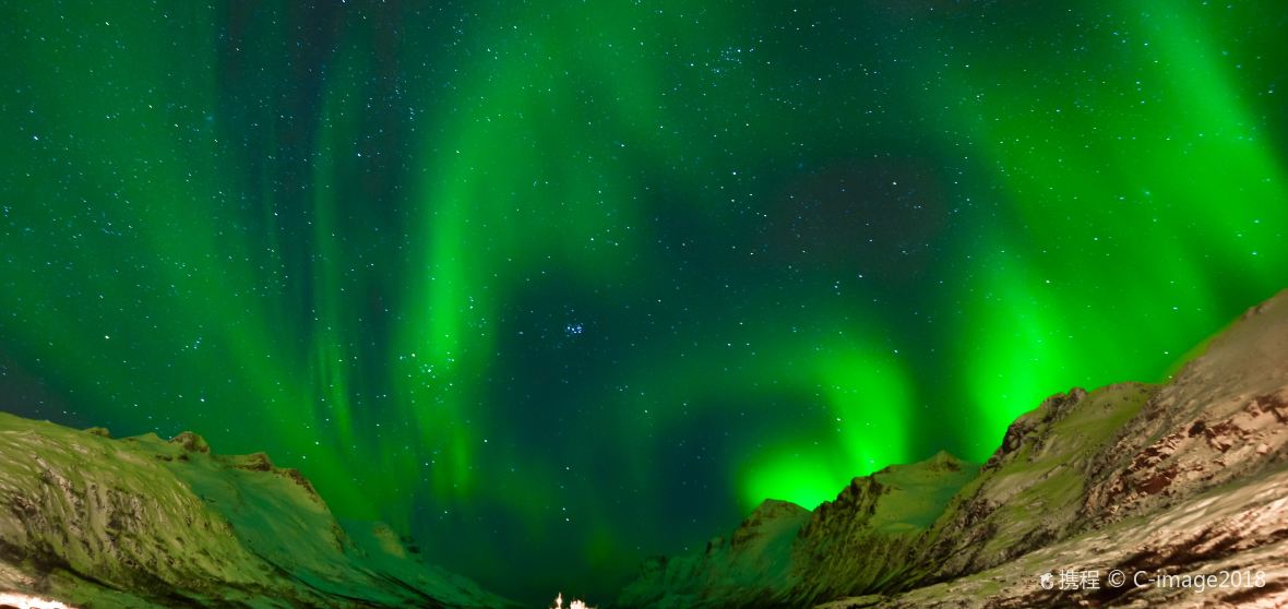 絶対に行くべきアイスランドの観光スポット トリップドットコム