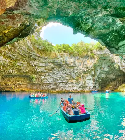 絶対に行くべきケファロニア島の観光スポット トリップドットコム