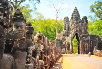 South Gate - Angkor Thom Popular Attractions Photos