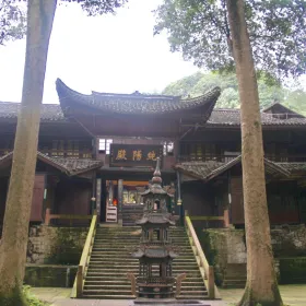 Chunyang Palace