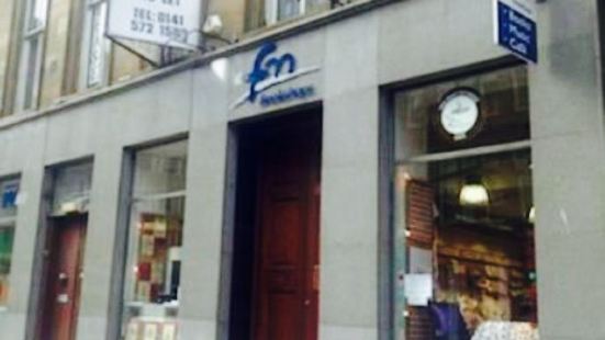 fm Bookshop and Cafe
