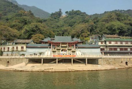 Xiaobeijiang Pleasure Boat of Qingyuan