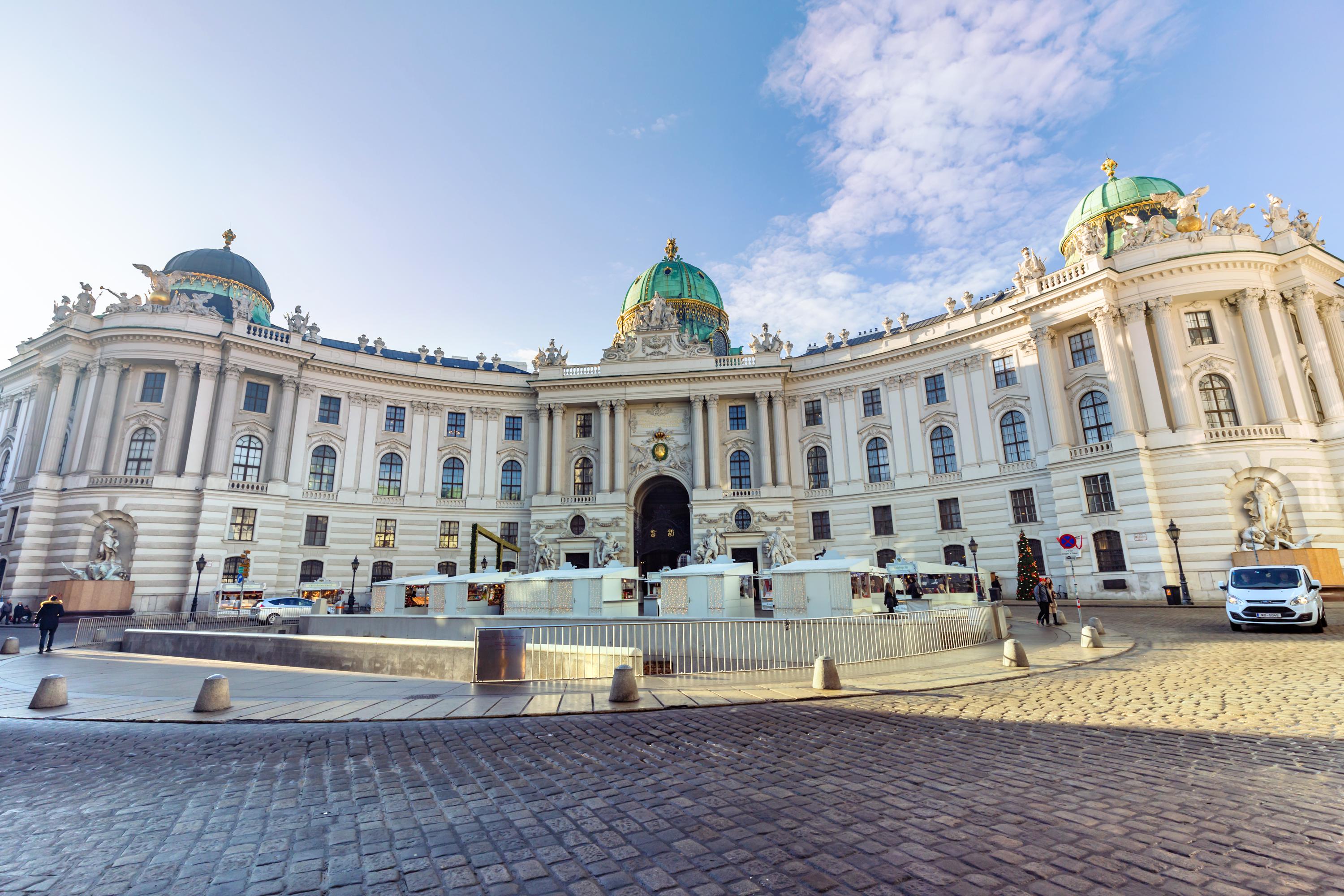 皇帝の住居のレビュー 皇帝の住居のチケット 皇帝の住居の割引 皇帝の住居の交通機関 所在地 営業時間 皇帝の住居周辺の観光スポット ホテル グルメ Trip Com 皇帝の住居のレビュー 皇帝の住居のチケット 皇帝の住居の割引 皇帝の住居の交通機関 所在地 営業時間 皇帝の住居周辺の観光スポット ホテル グルメ Trip Com