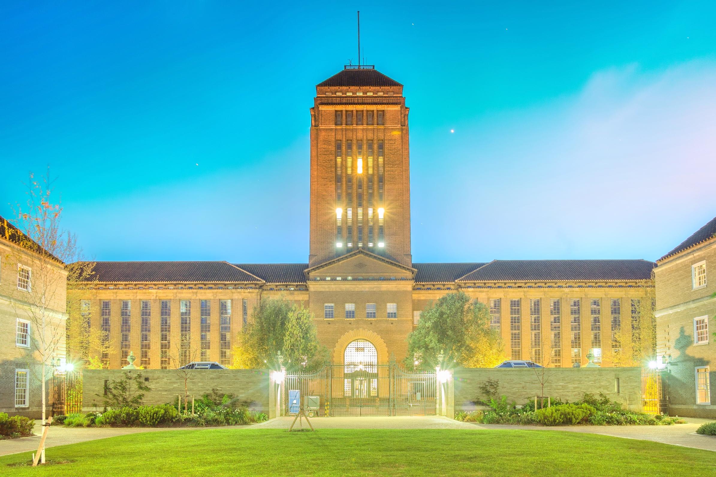 ケンブリッジ大学付属図書館のレビュー ケンブリッジ大学付属図書館のチケット ケンブリッジ大学付属図書館の割引 ケンブリッジ大学付属図書館の交通機関 所在地 営業時間 ケンブリッジ大学付属図書館周辺の観光スポット ホテル グルメ Trip Com