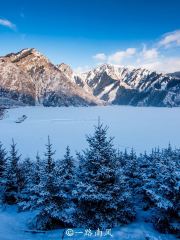 Tianshan Tianchi (“Heavenly Mountain” and “Heavenly Lake”) National Park