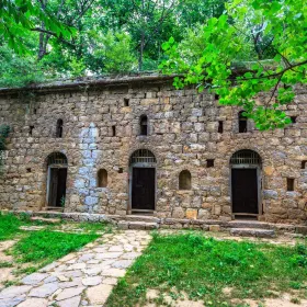 Zhongyuan Yuxi Kangri Memorial Hall