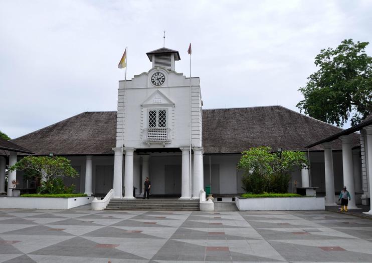 Kuching Old Courthouse Travel Guidebook Must Visit Attractions In Kuching Kuching Old Courthouse Nearby Recommendation Trip Com