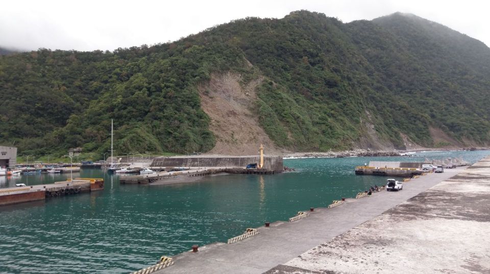 開放時間 粉鳥林漁港附近景點