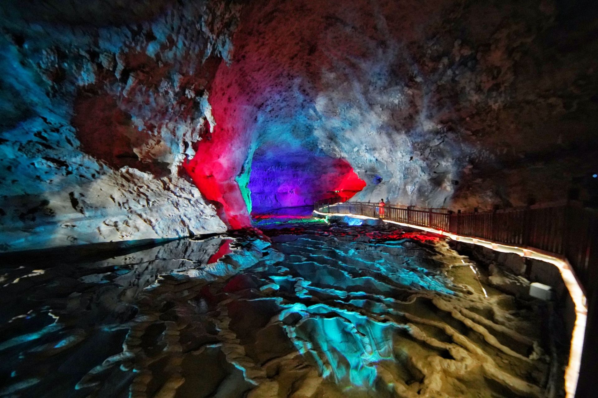 Enshi Tourist Attractions Images 90 Photos Travel Photography Trip Com Page 3