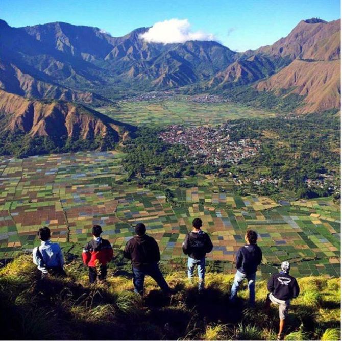 Bukit Pergasingan Lo Trip Com Lombok Travel Guides