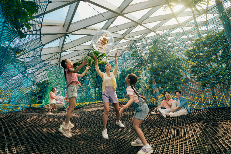 Attractions At Jewel Changi Airport