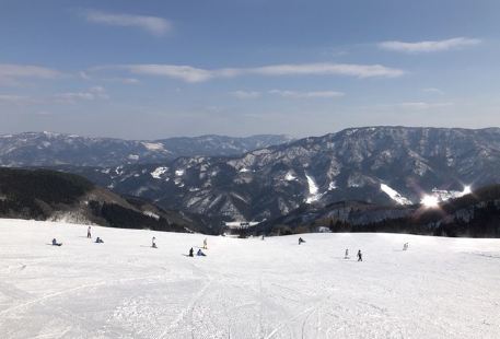 OJIRO滑雪場