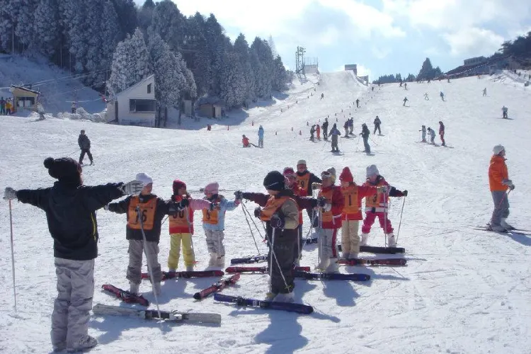 神戸 六甲山スノーパーク 評判 案内 トリップドットコム 神戸 六甲山スノーパーク 評判 案内 トリップドットコム