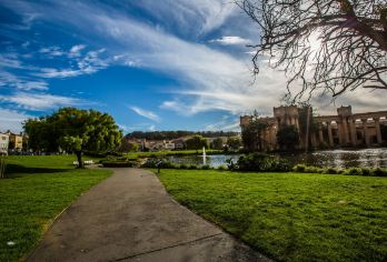 Palace of Fine Arts Popular Attractions Photos