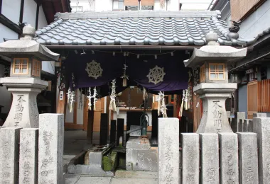 Hozenji Popular Attractions Photos