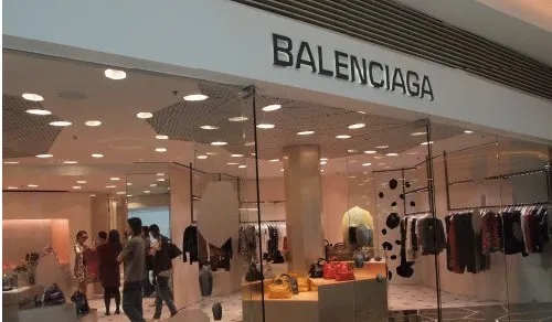 travel guidebook visit attractions in Hong Kong Balenciaga(ELEMENTS) nearby recommendation – Trip.com