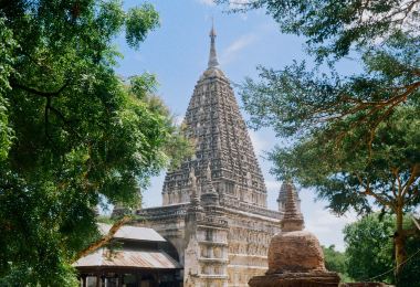 Mahabodhi Paya Popular Attractions Photos