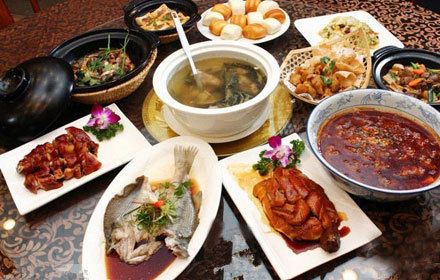 Laoyangjiachu Private Home Cuisine (zhongyuelu)
