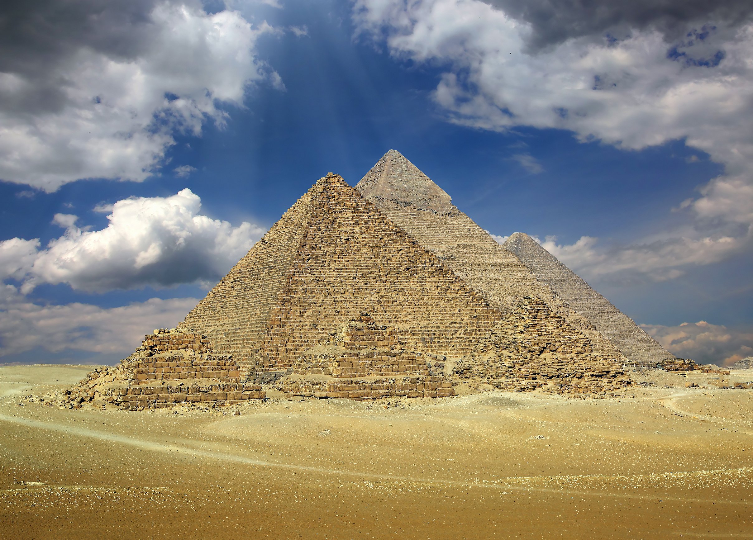 カイロ メンカウラー王のピラミッド 評判 案内 トリップドットコム