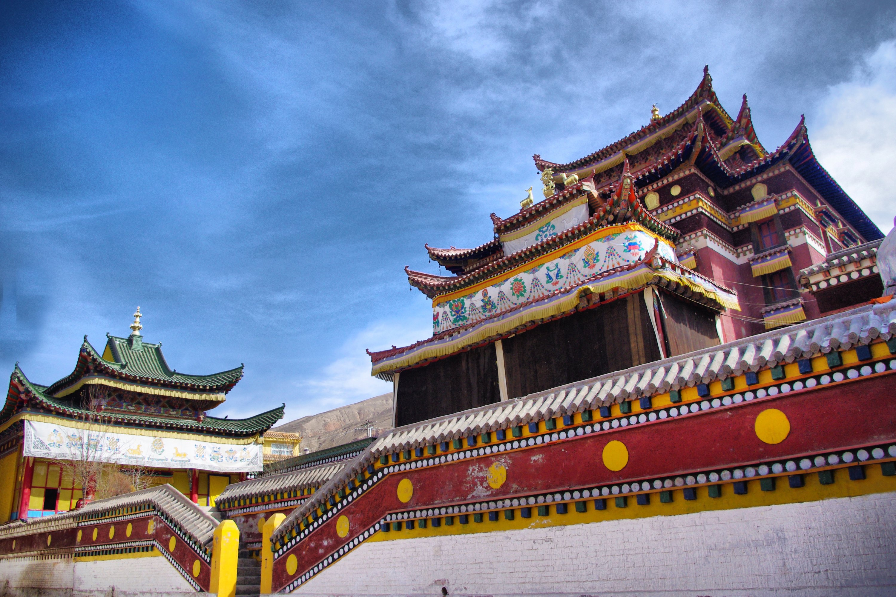 旅游攻略社区>目的地>尕沙日寺>