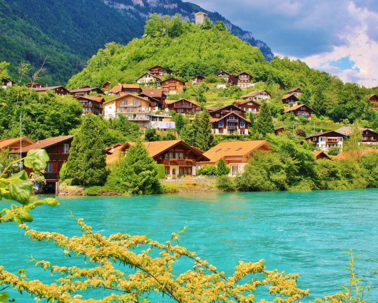 Interlaken, Switzerland Popular Travel Guides Photos