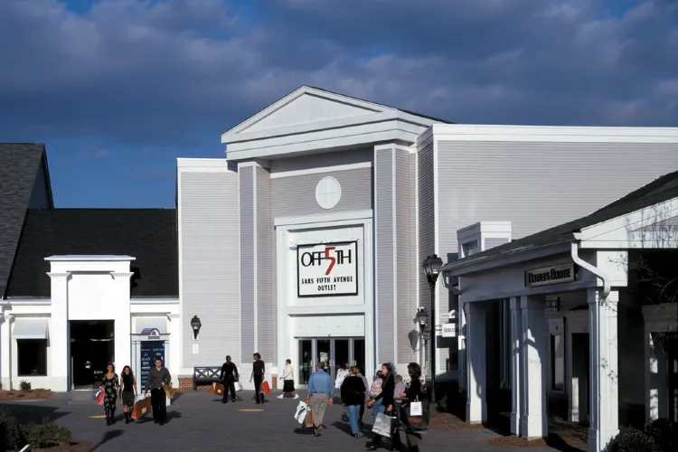 Shopping itineraries in Woodbury Common Premium Outlets in October (updated  in 2023) 