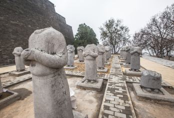 Qinling Mausoleum Popular Attractions Photos