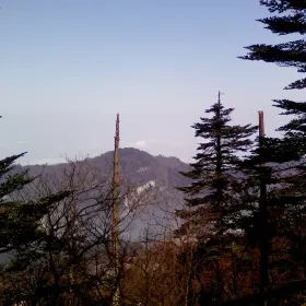 Luofeng Qingyun Hill