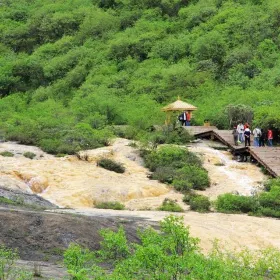 Huanglong Cave