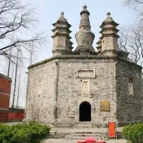 Pagoda of Prabhutaratna Buddha